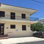Apartament Aggelika's *