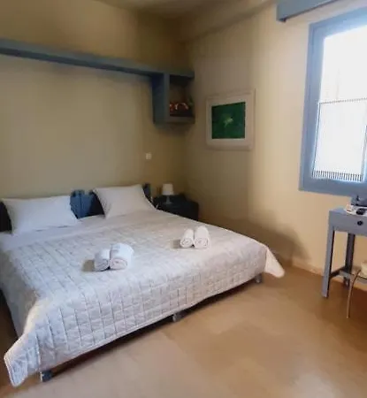 Aggelika's Apartment Akrogiali