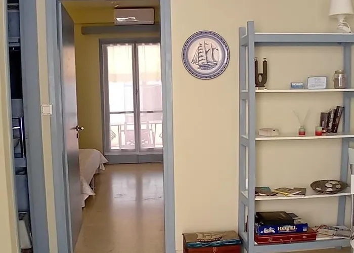 Aggelika's * Akrogiali